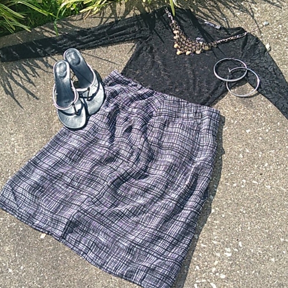 Size 8 black/white chiffon skirt - Picture 3 of 6